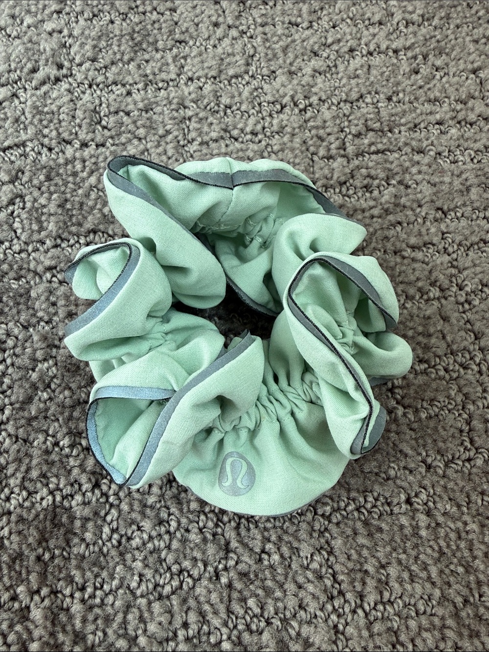 NWOT Lululemon Scrunchie